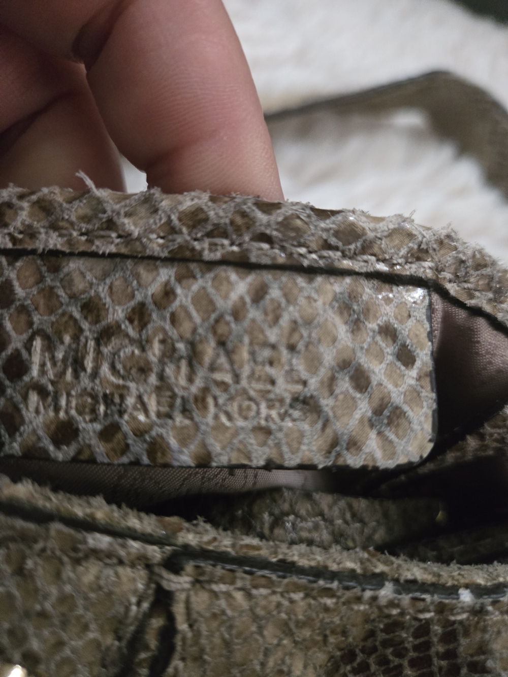 Michael Kors Uptown Astor Python,Taupe Shoulder Hobo with Gold Chain Detail, Y2k - Picture 3 of 7